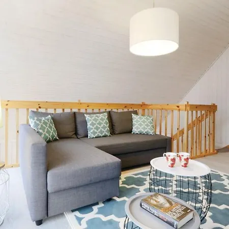 Haus Hafenidyll بيت للعطل
